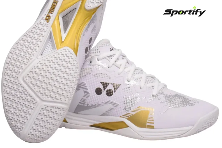 So sánh giày cầu lông Yonex 88D và Yonex SHB 65Z và Yonex Eclipsion Z.